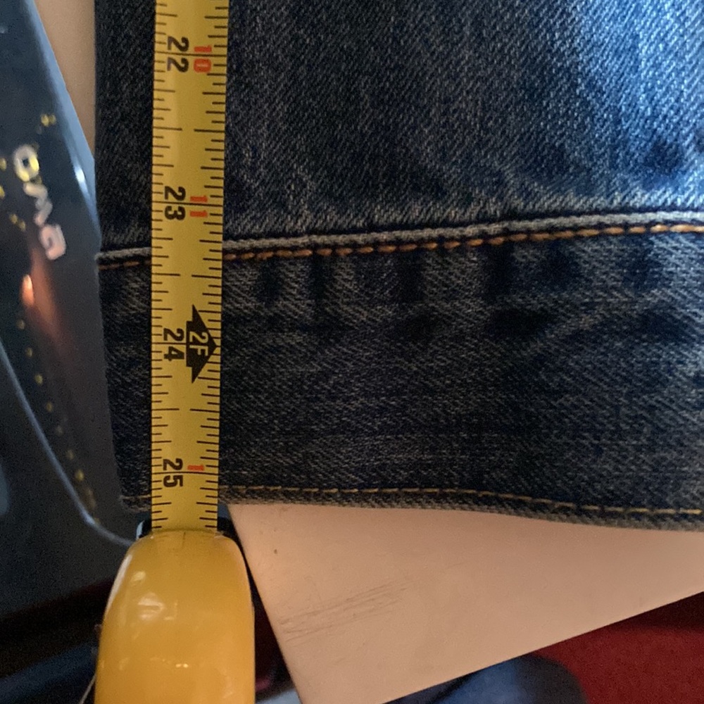 Levi’s Trucker Jacket - Picture 15 of 15